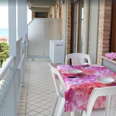 Sea View With Place アパート *